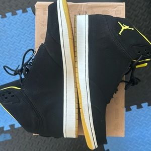 Team Jordan basketball sneakers